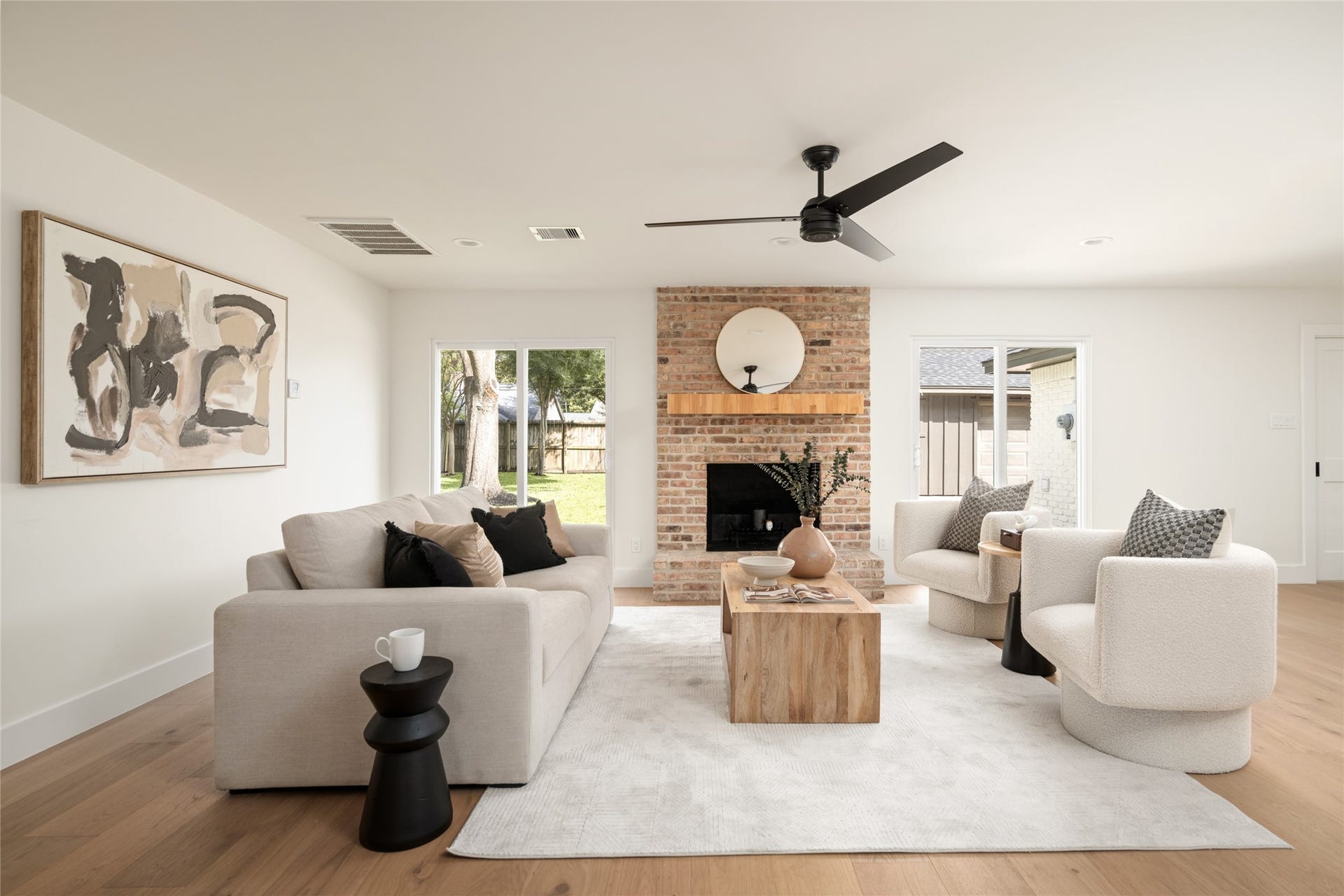 1004 Martin Street, Houston, TX 77018 1004 Martin Street, Houston, TX 77018