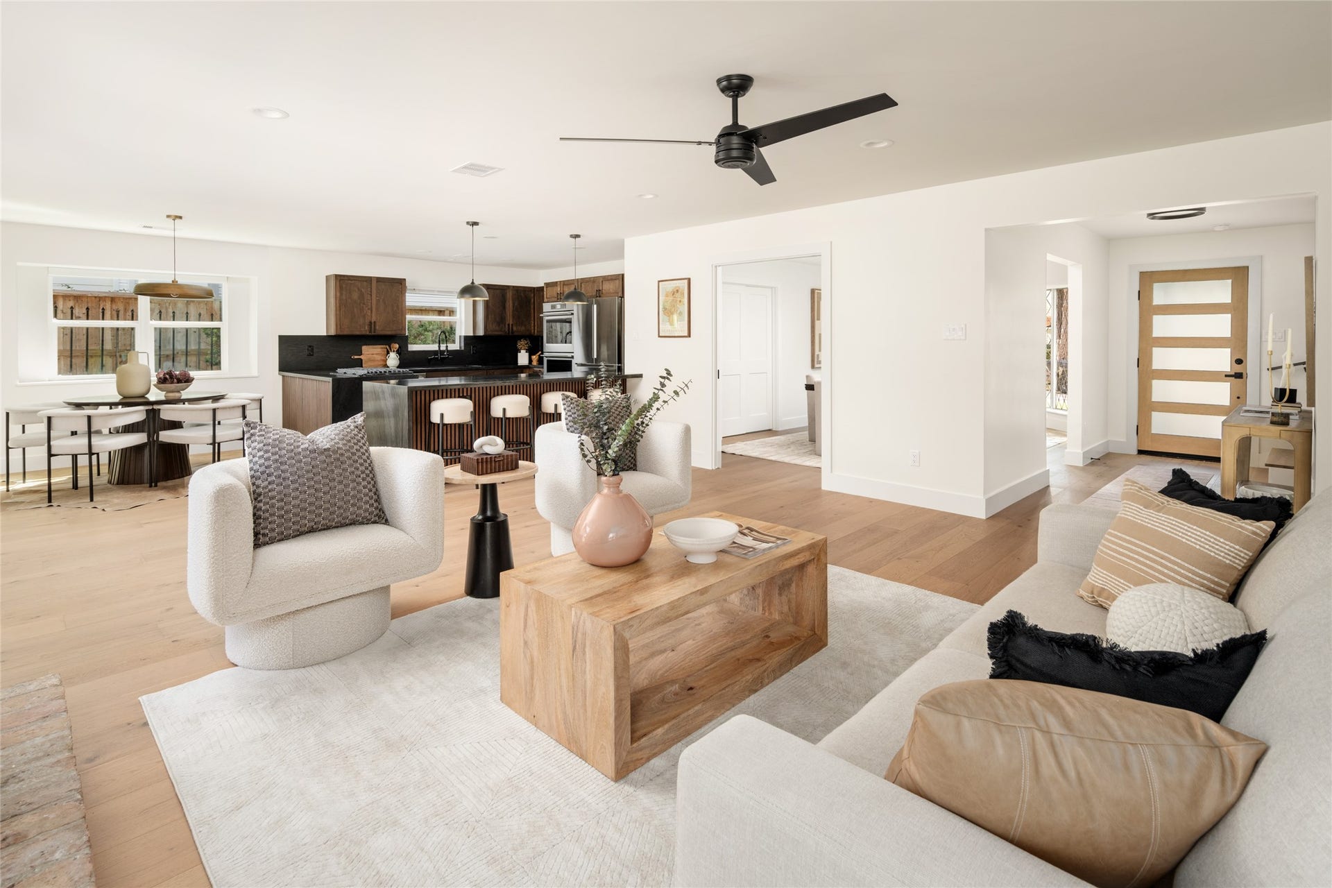 1004 Martin Street, Houston, TX 77018 1004 Martin Street, Houston, TX 77018