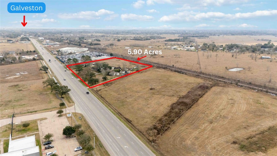 Property photo for 4260 E Highway 6 Highway, Alvin, TX