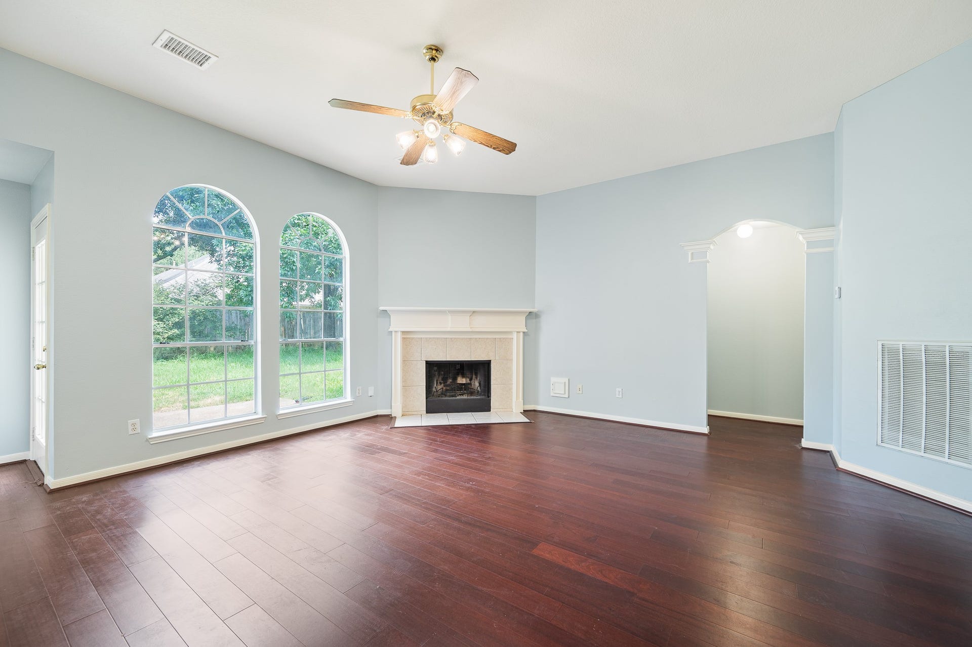 5827 Willow Park Drive, Richmond, TX 77469 5827 Willow Park Drive, Richmond, TX 77469