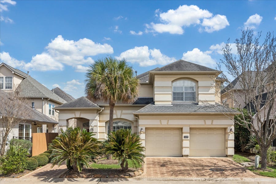Property photo for 1119 Gardencrest Lane, Houston, TX