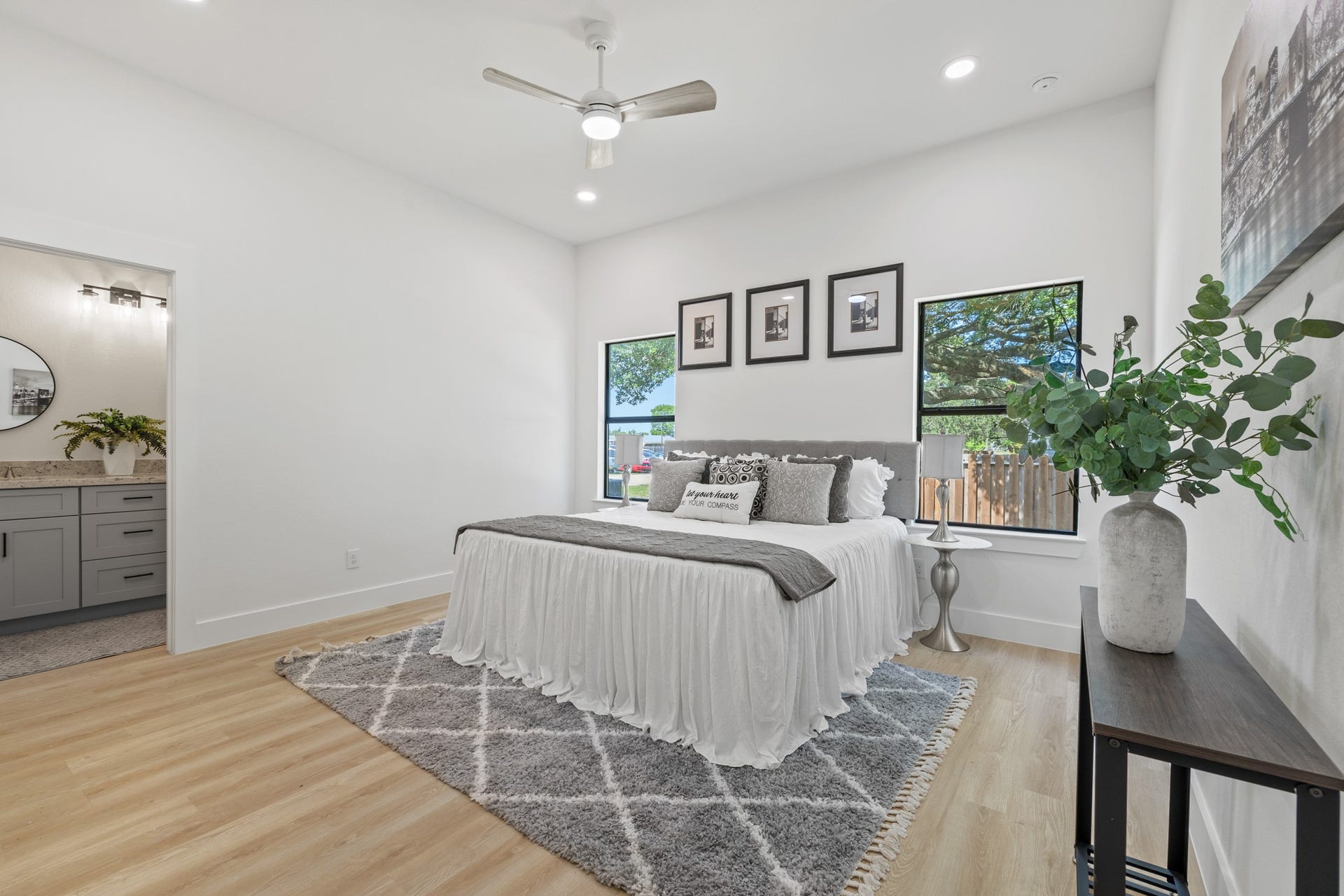 201 S 2nd Street, Beasley, TX 77417