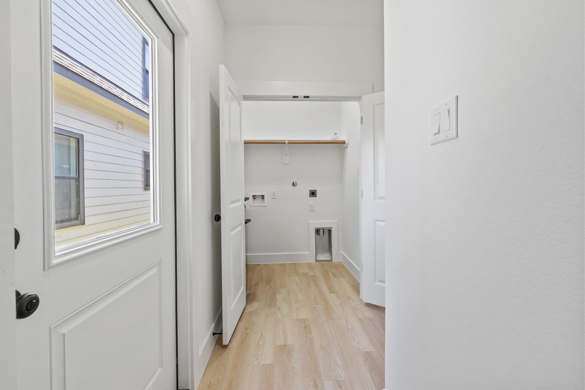 201 S 2nd Street, Beasley, TX 77417