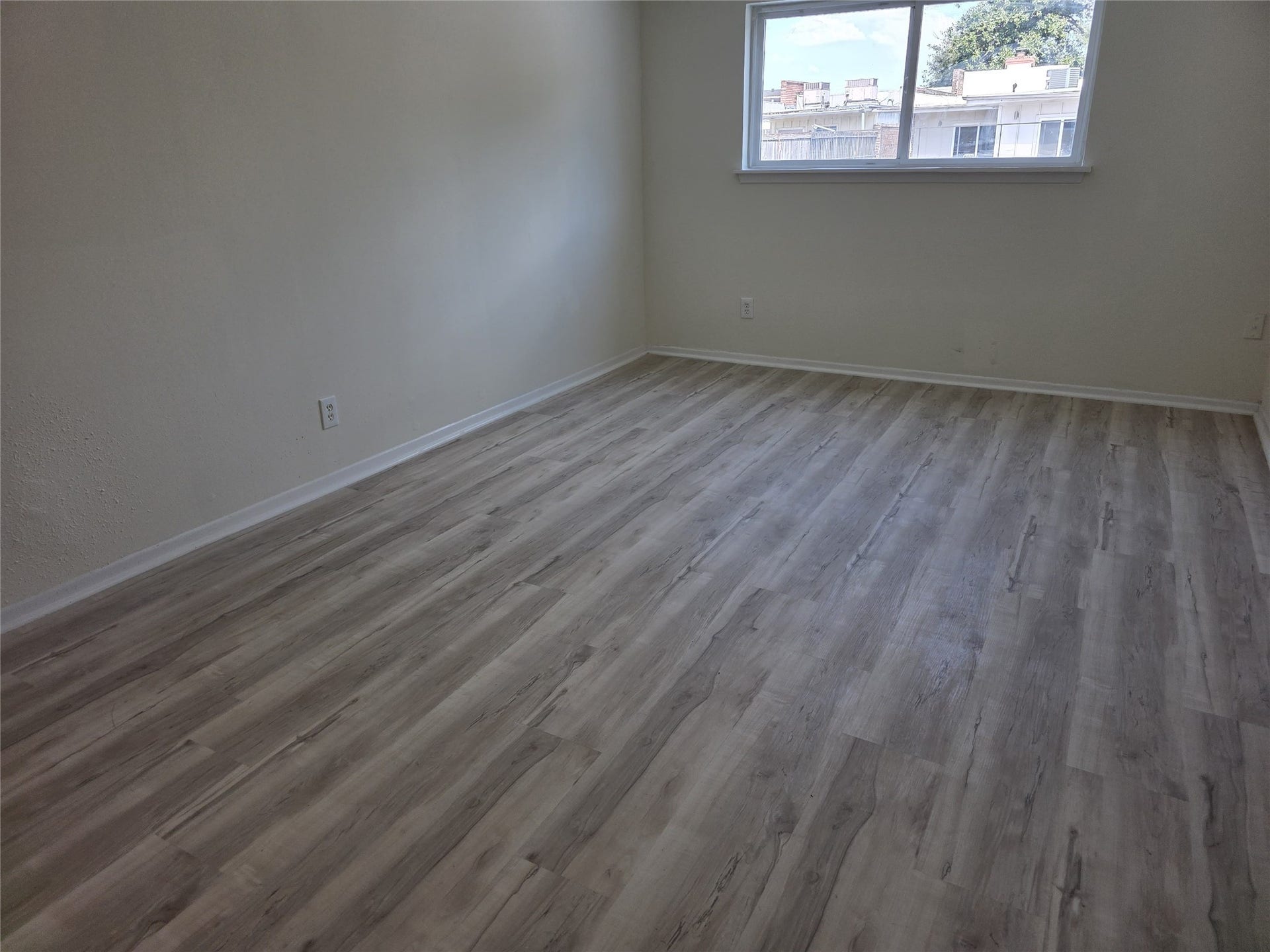 10267 S Gessner Road, Houston, TX 77071 10267 S Gessner Road, Houston, TX 77071