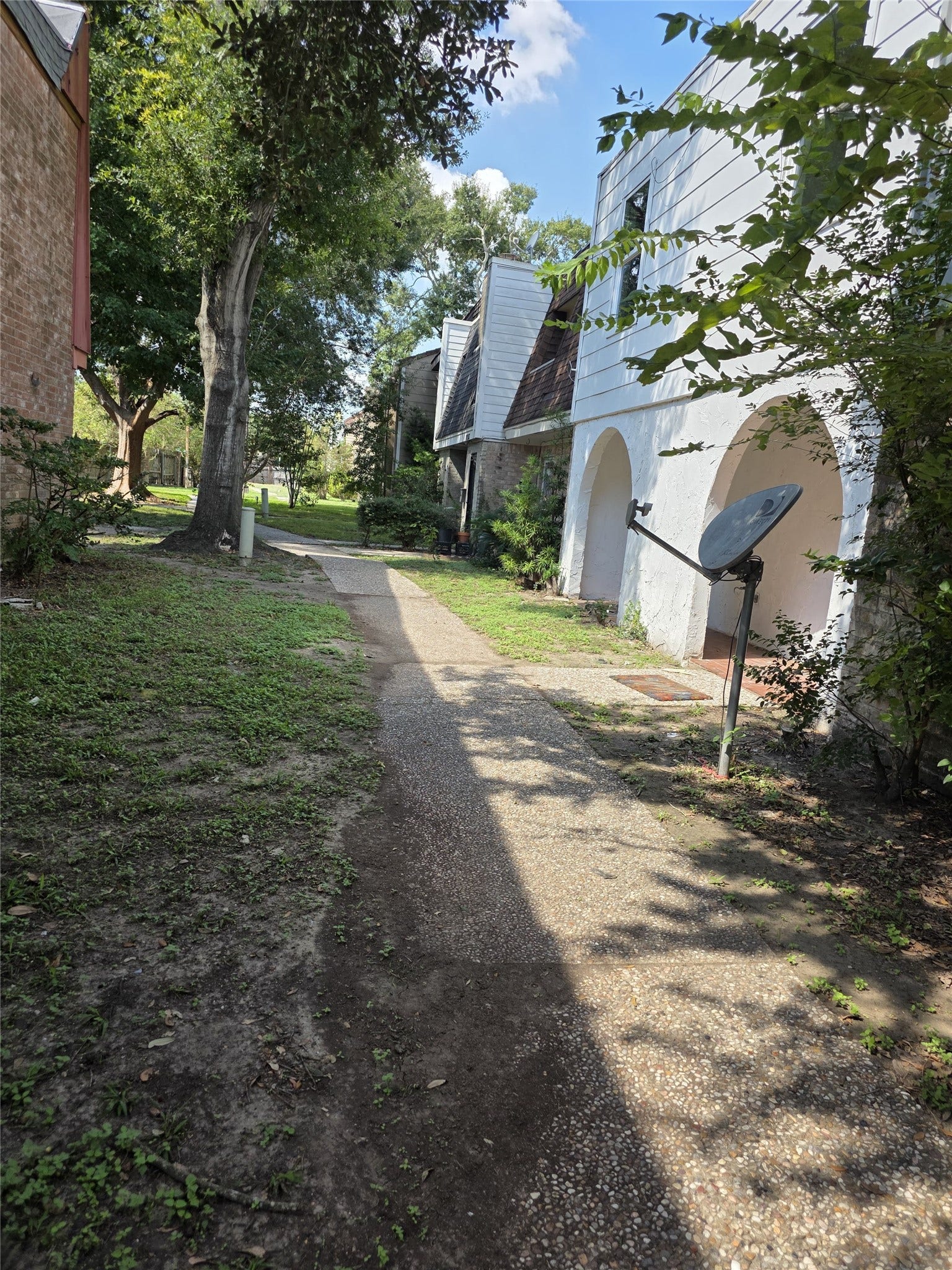 10267 S Gessner Road, Houston, TX 77071 10267 S Gessner Road, Houston, TX 77071