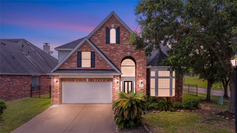 Property photo for 14339 Tasmania Court, Sugar Land, TX