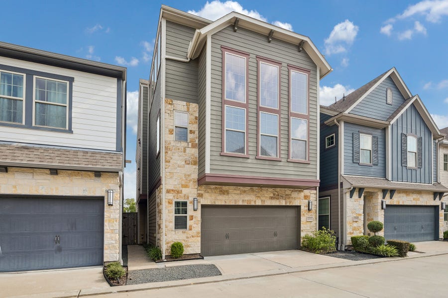 Property photo for 12522 Malachite Way, #84, Houston, TX