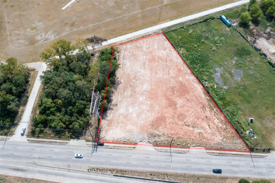 Property photo for 11324 Eastex Rd Freeway, Houston, TX