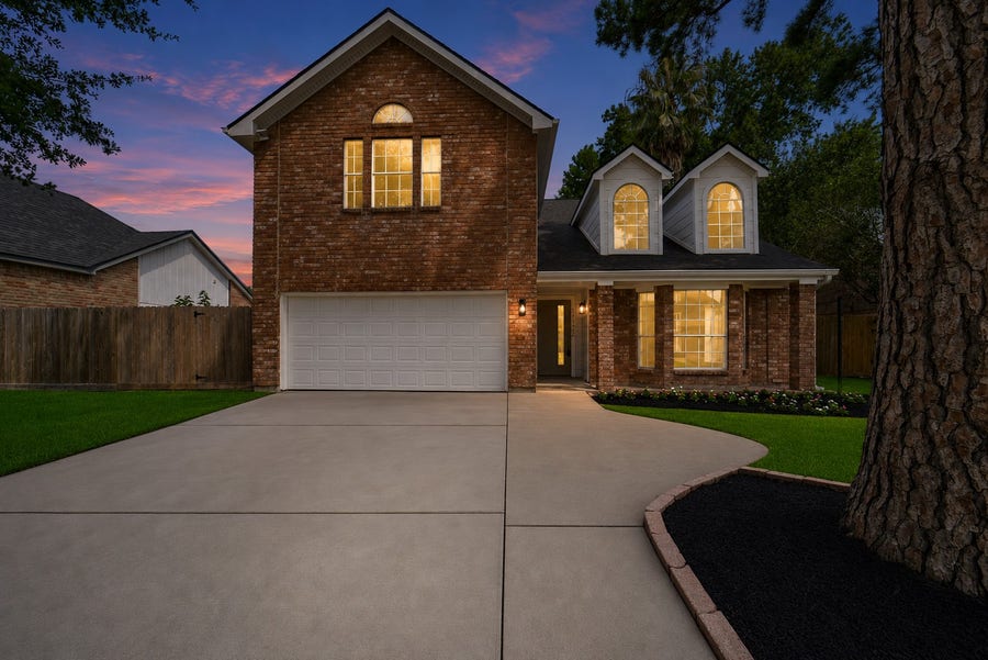 Property photo for 11122 Middleburgh Drive, Tomball, TX
