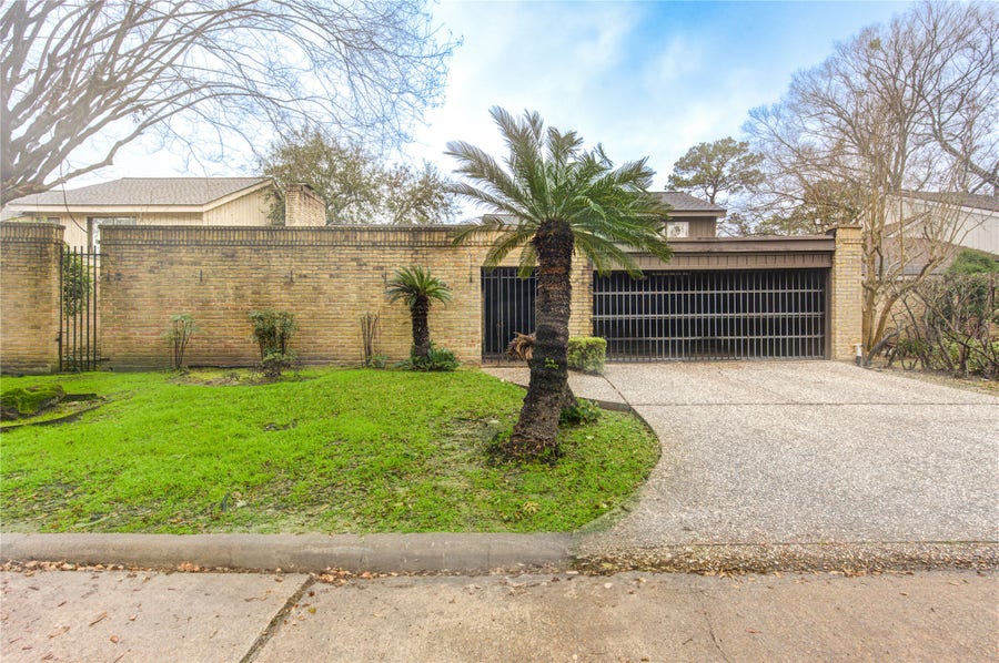 Property photo for 165 Old Bridge Lake Lake, Houston, TX