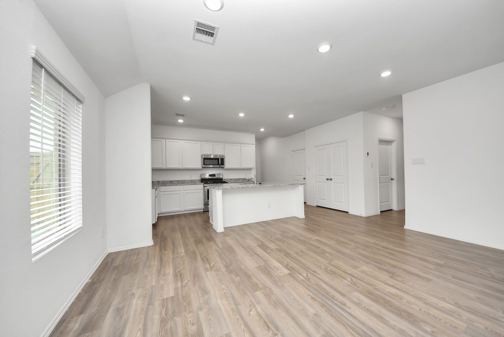 14235 Elrington Hollow Trail, Fresno, TX 77583 14235 Elrington Hollow Trail, Fresno, TX 77583