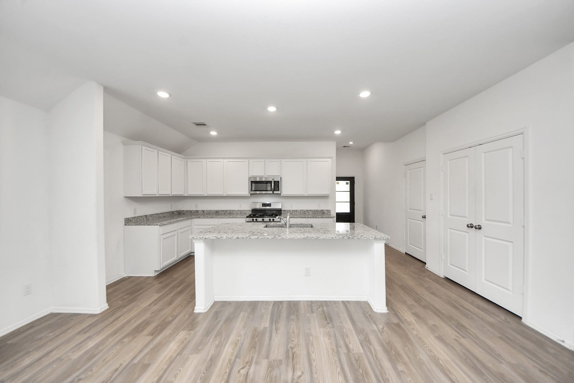 14235 Elrington Hollow Trail, Fresno, TX 77583 14235 Elrington Hollow Trail, Fresno, TX 77583
