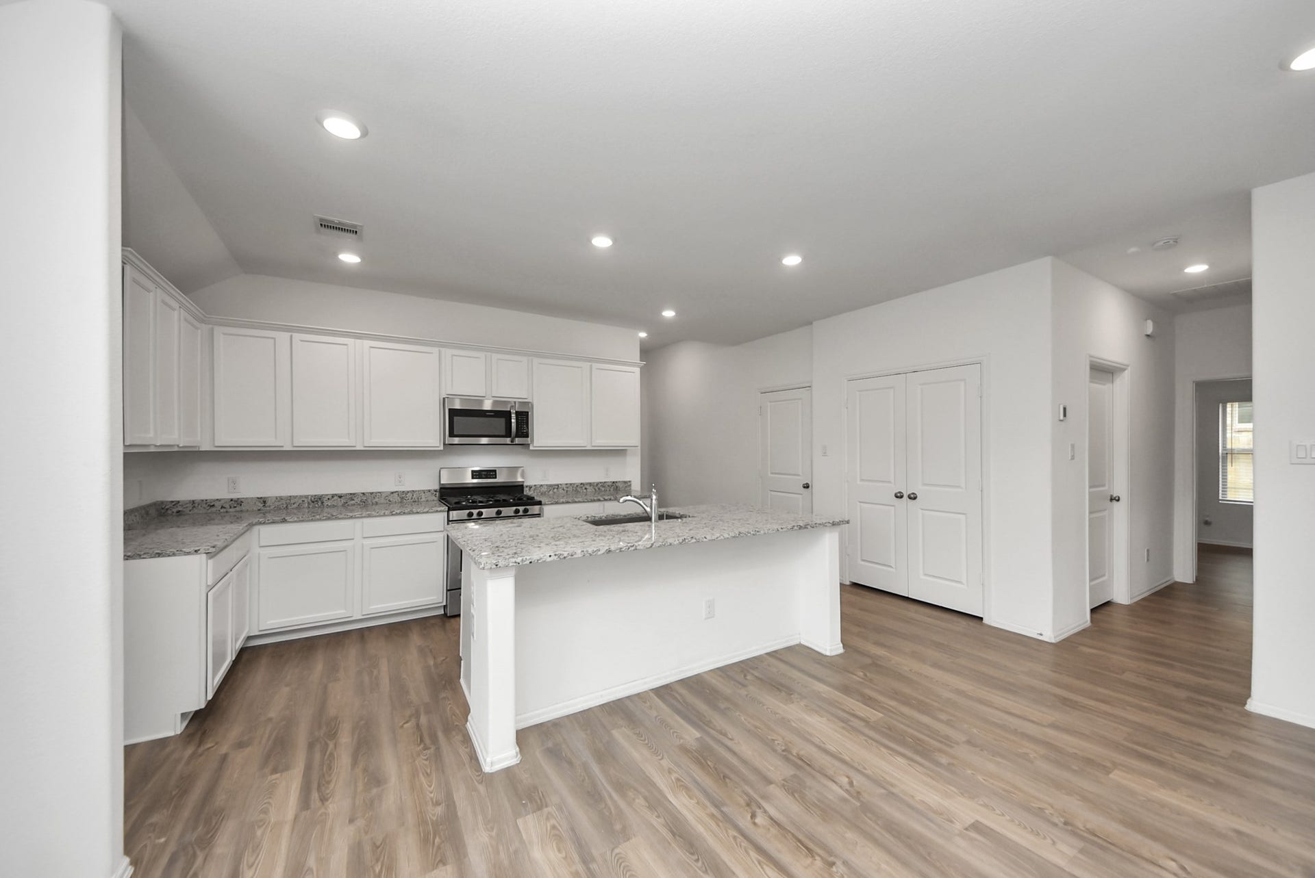 14235 Elrington Hollow Trail, Fresno, TX 77583 14235 Elrington Hollow Trail, Fresno, TX 77583