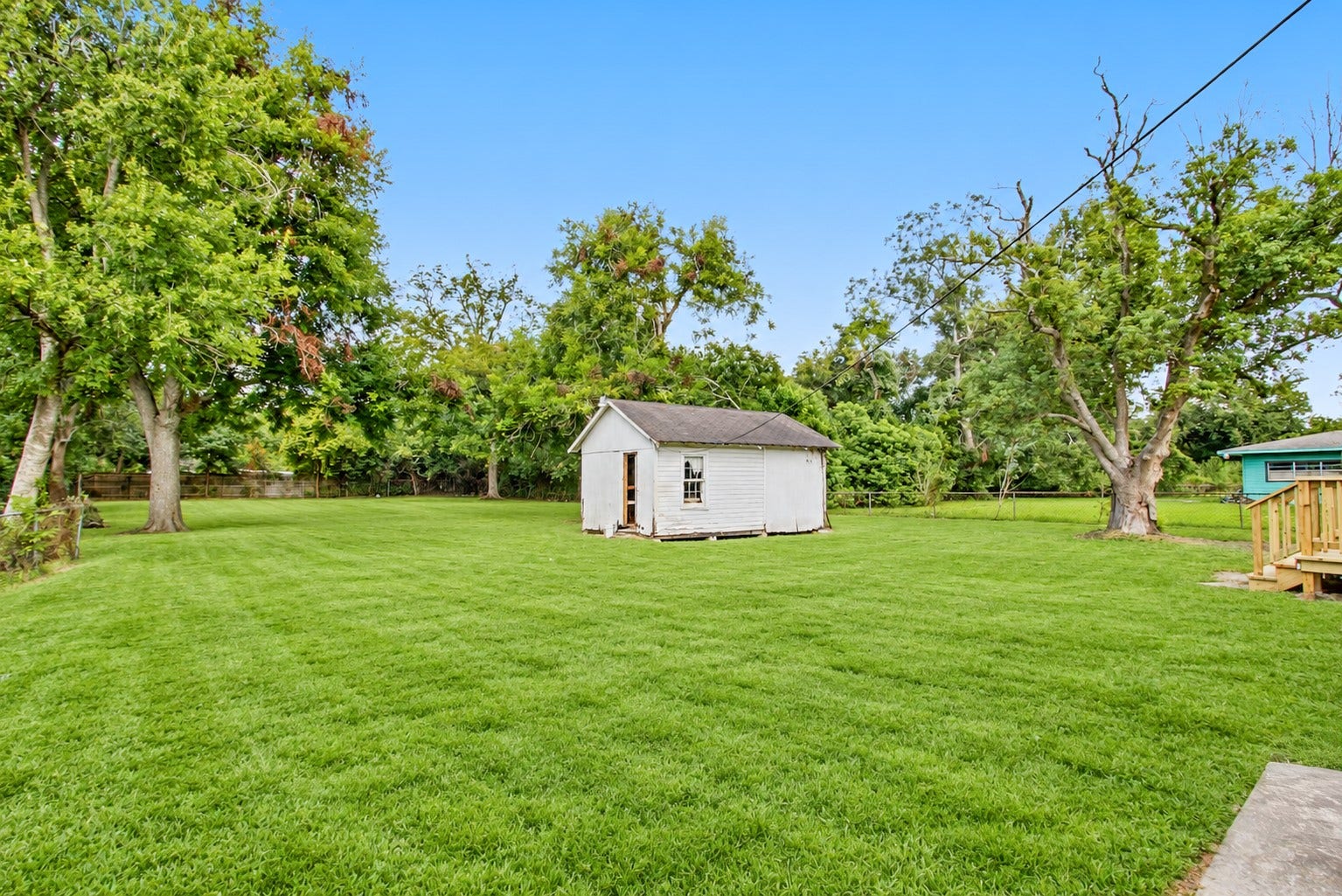 1118 Lake Road, La Marque, TX 77568 1118 Lake Road, La Marque, TX 77568