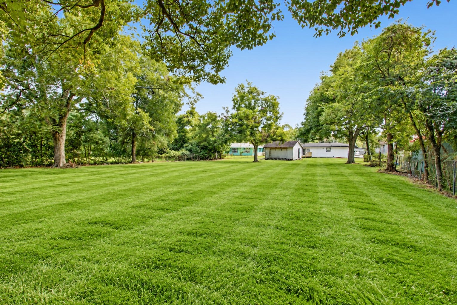 1118 Lake Road, La Marque, TX 77568 1118 Lake Road, La Marque, TX 77568