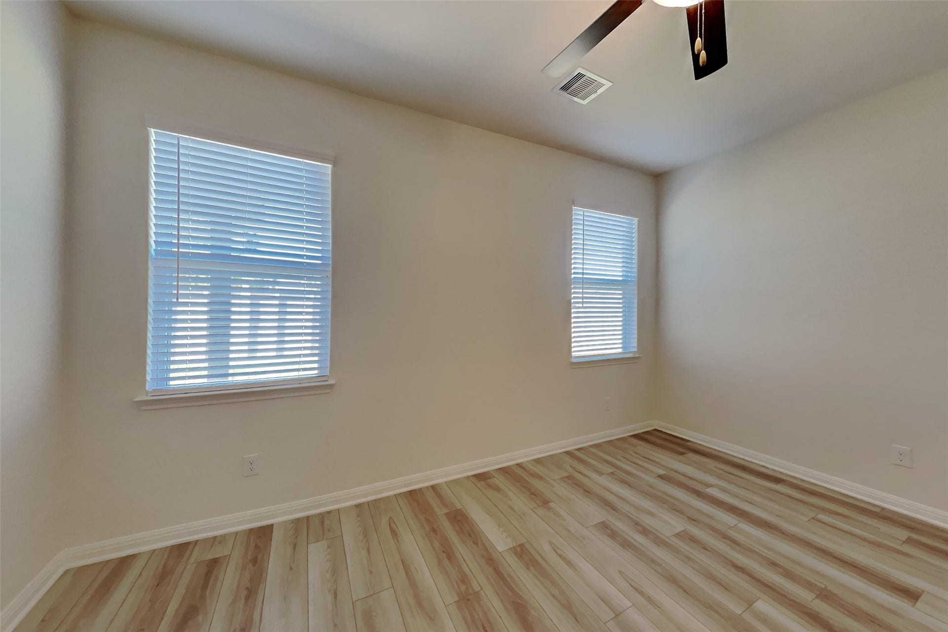404 Lone Rider Drive, Katy, TX 77493