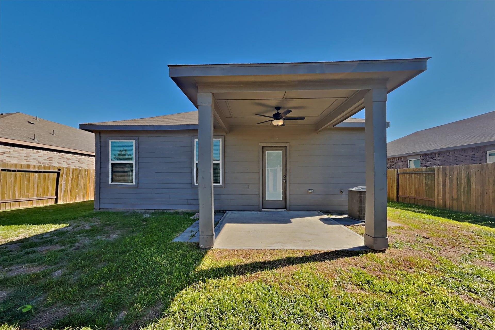 404 Lone Rider Drive, Katy, TX 77493