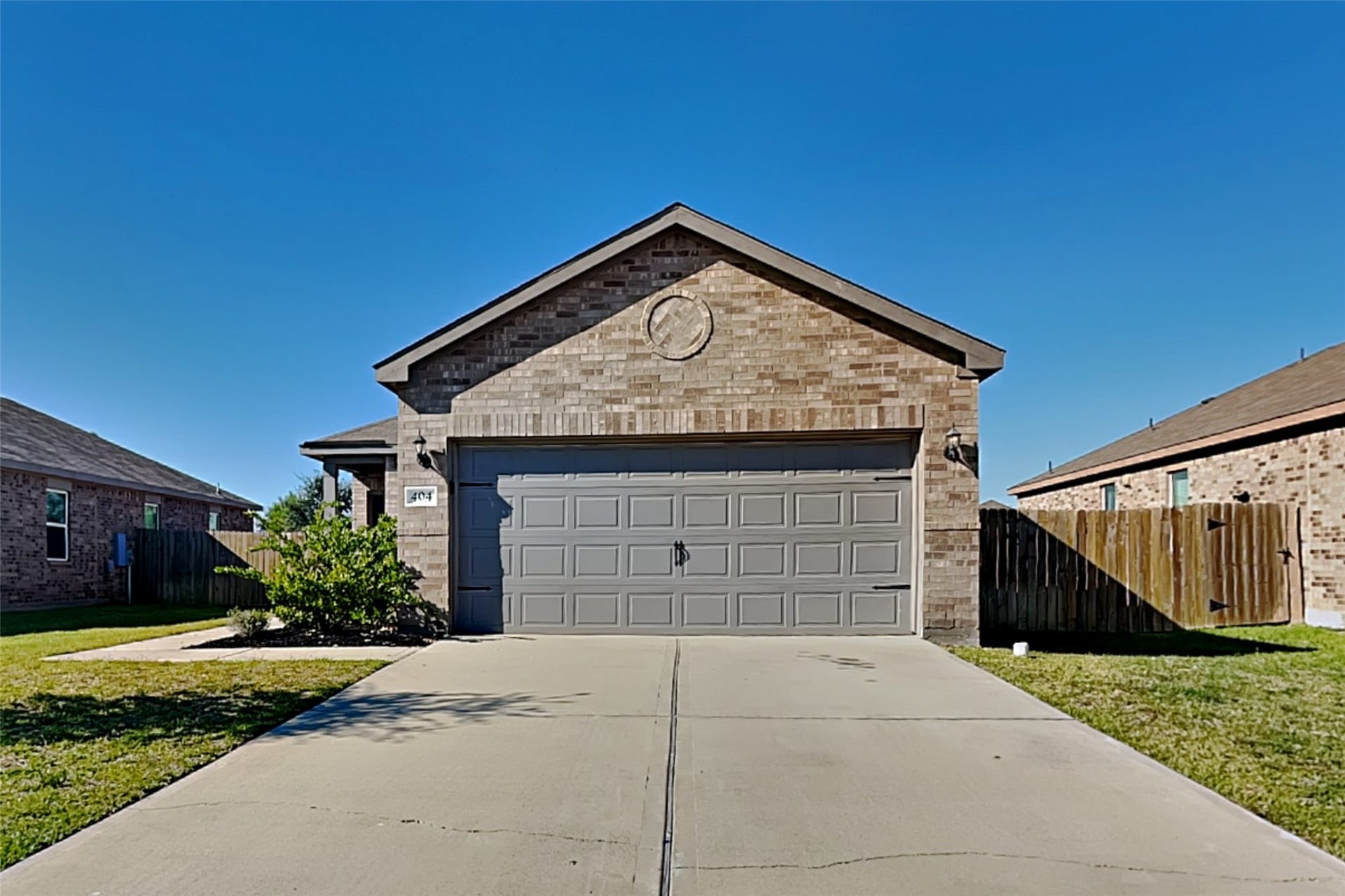 404 Lone Rider Drive, Katy, TX 77493
