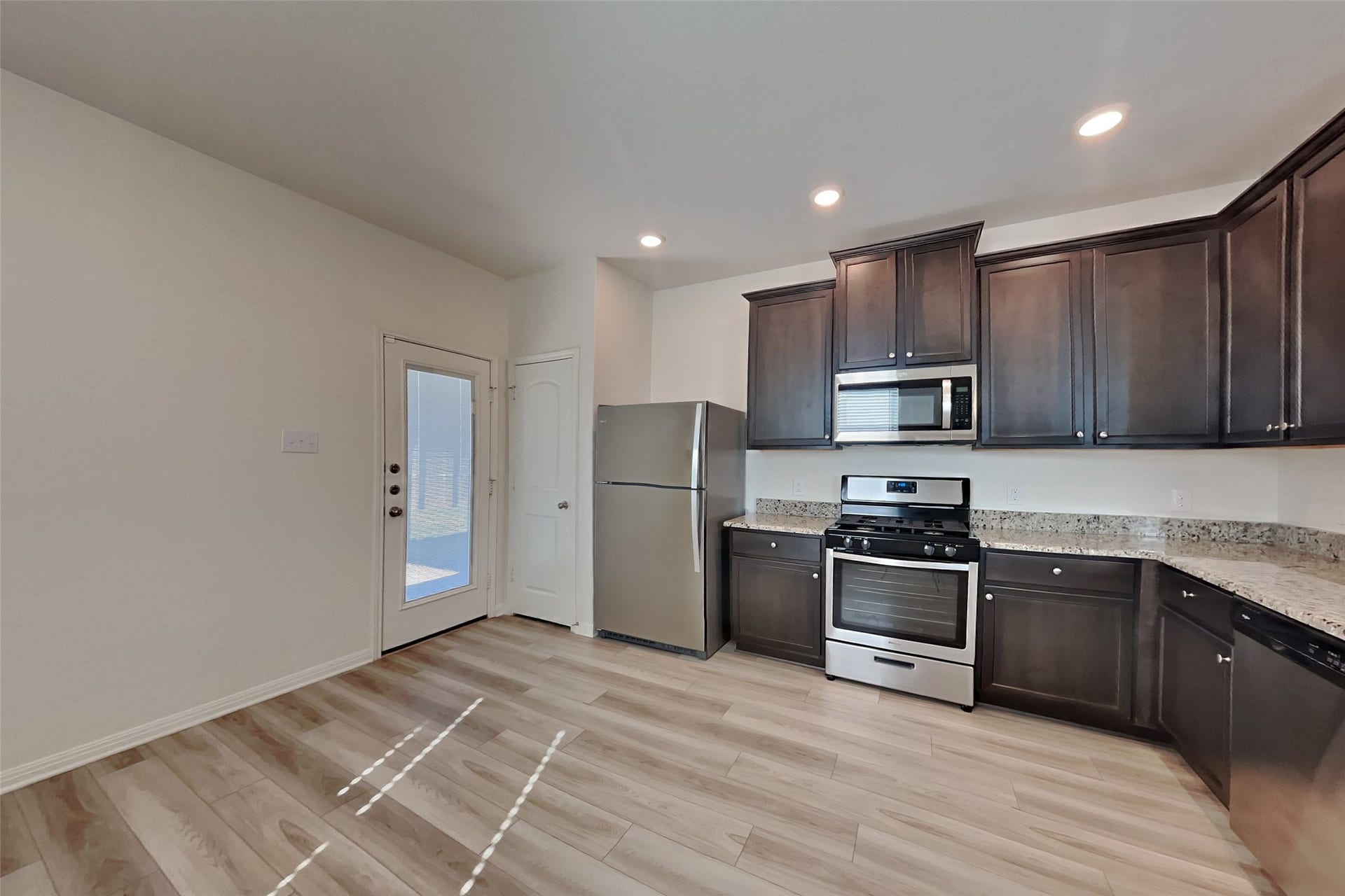 404 Lone Rider Drive, Katy, TX 77493