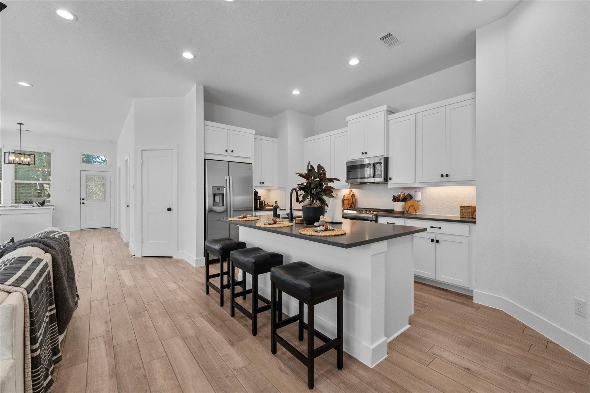 183 Lukewood Circle, Conroe, TX 77318 183 Lukewood Circle, Conroe, TX 77318
