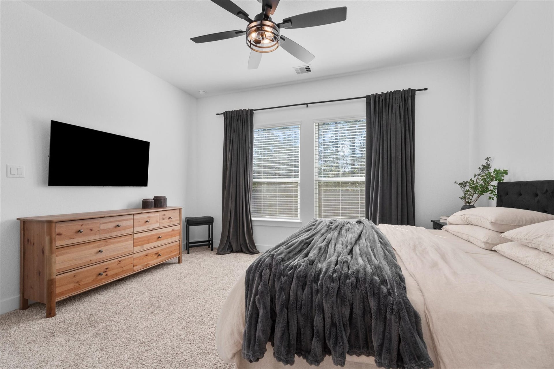 183 Lukewood Circle, Conroe, TX 77318 183 Lukewood Circle, Conroe, TX 77318