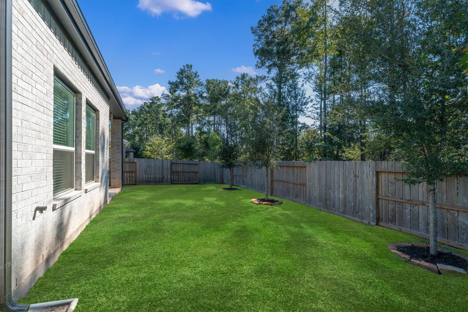 183 Lukewood Circle, Conroe, TX 77318 183 Lukewood Circle, Conroe, TX 77318