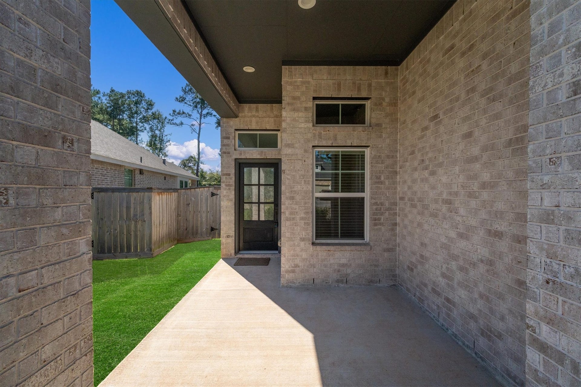 183 Lukewood Circle, Conroe, TX 77318 183 Lukewood Circle, Conroe, TX 77318