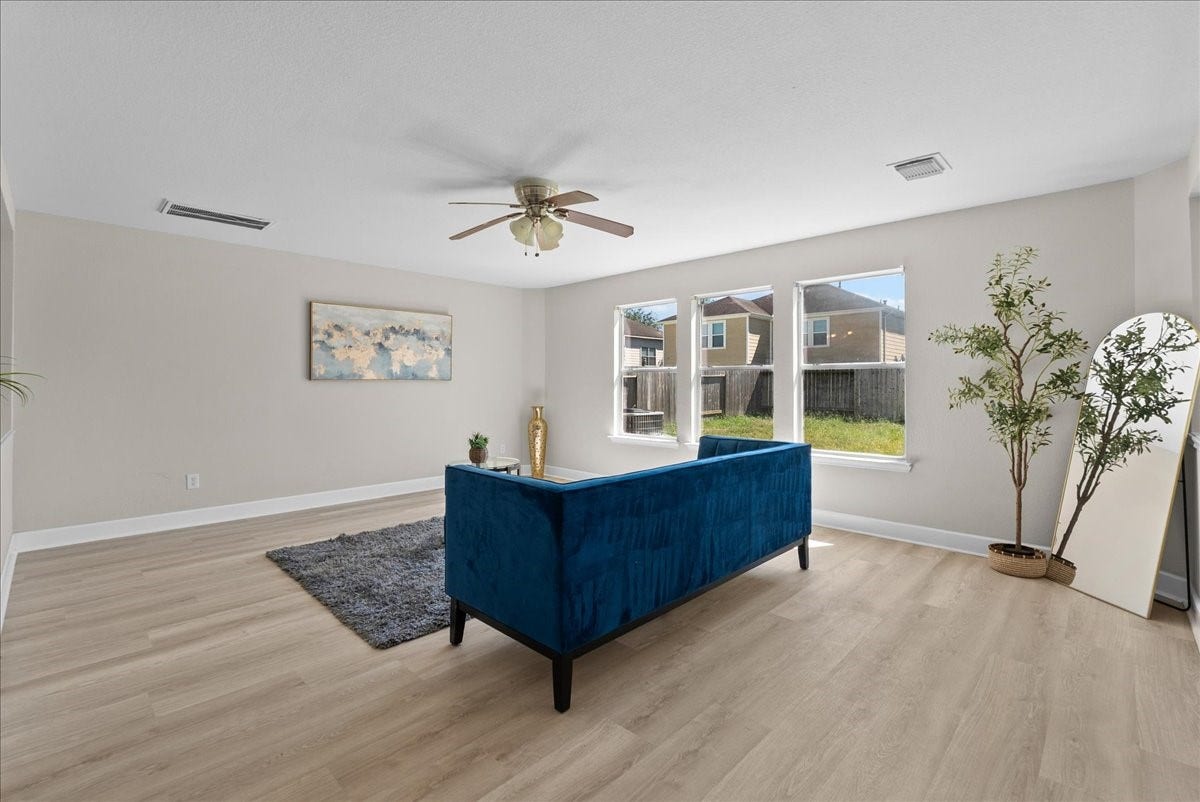 4722 Mill Creek Drive, Baytown, TX 77521