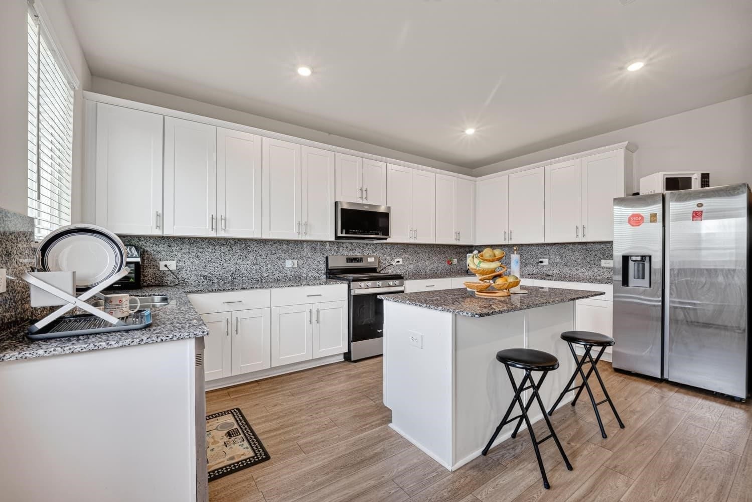 6903 Hobby Wind Ridge Drive, Houston, TX 77075 6903 Hobby Wind Ridge Drive, Houston, TX 77075