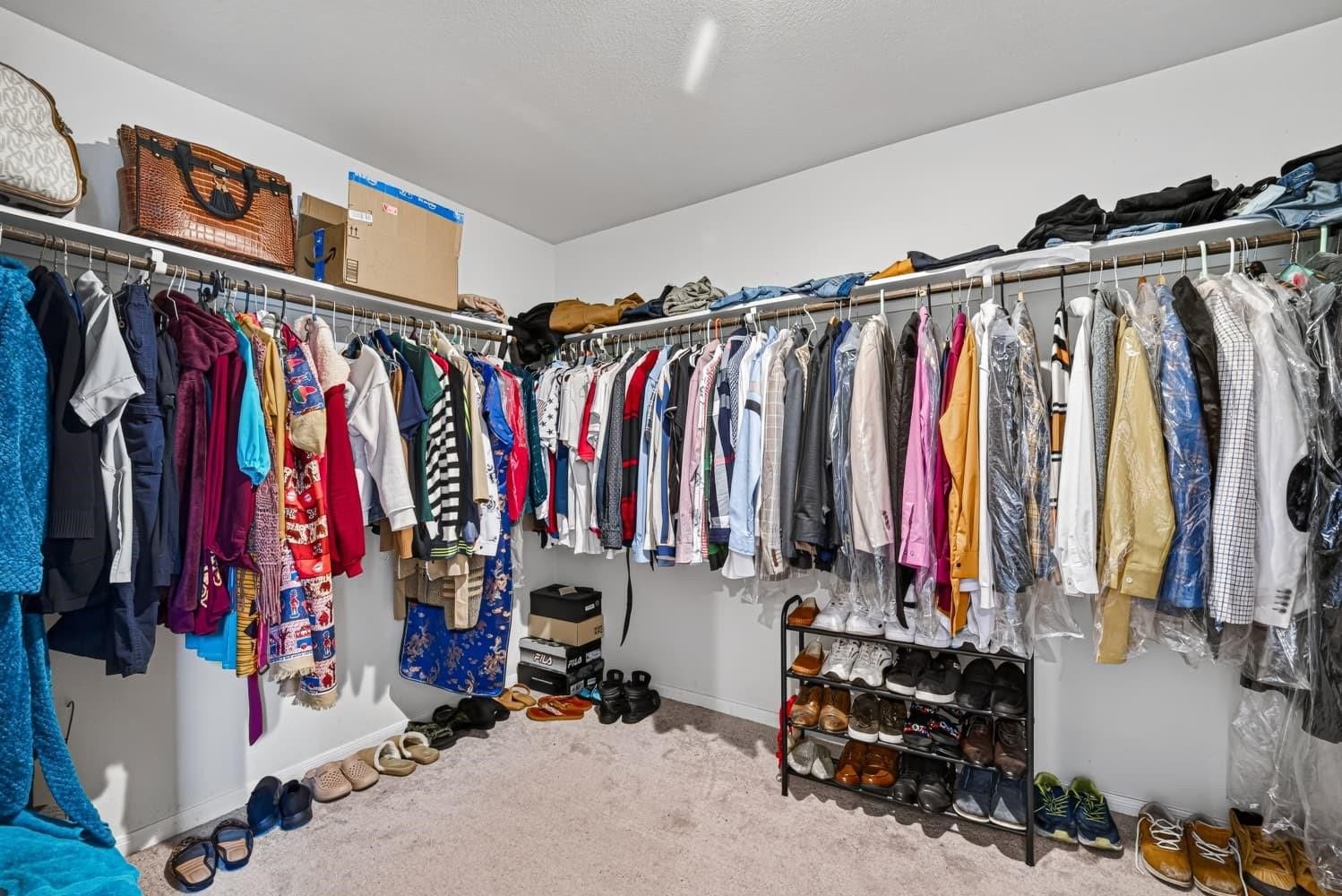 6903 Hobby Wind Ridge Drive, Houston, TX 77075 6903 Hobby Wind Ridge Drive, Houston, TX 77075