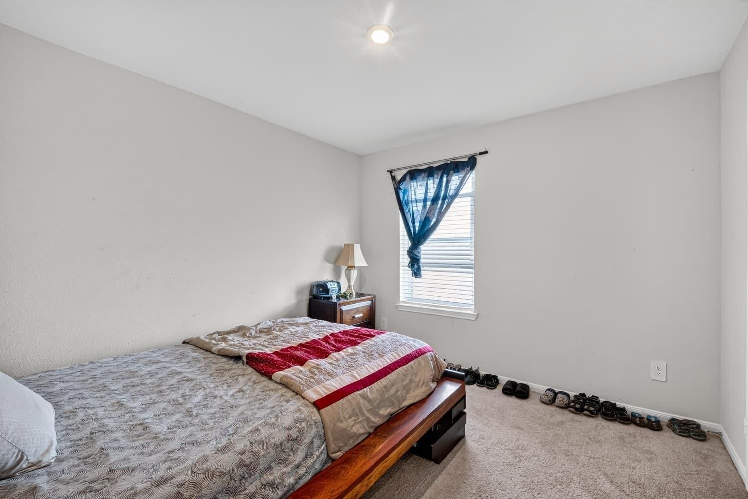 6903 Hobby Wind Ridge Drive, Houston, TX 77075 6903 Hobby Wind Ridge Drive, Houston, TX 77075