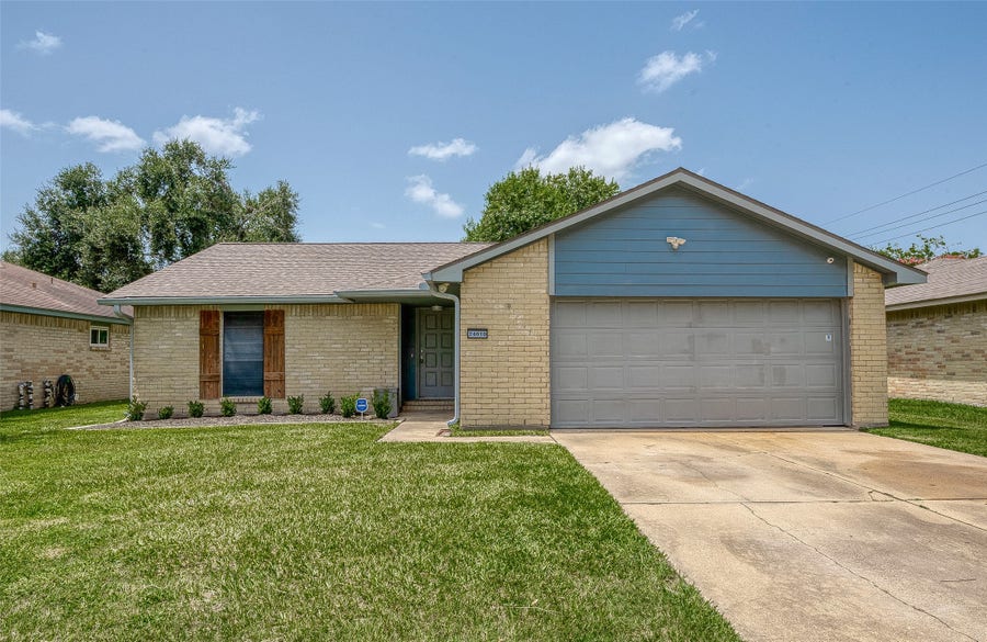 Property photo for 24010 Silversmith Lane, Katy, TX