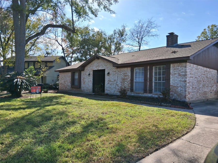 Property photo for 7515 Brush Wood Drive, Houston, TX