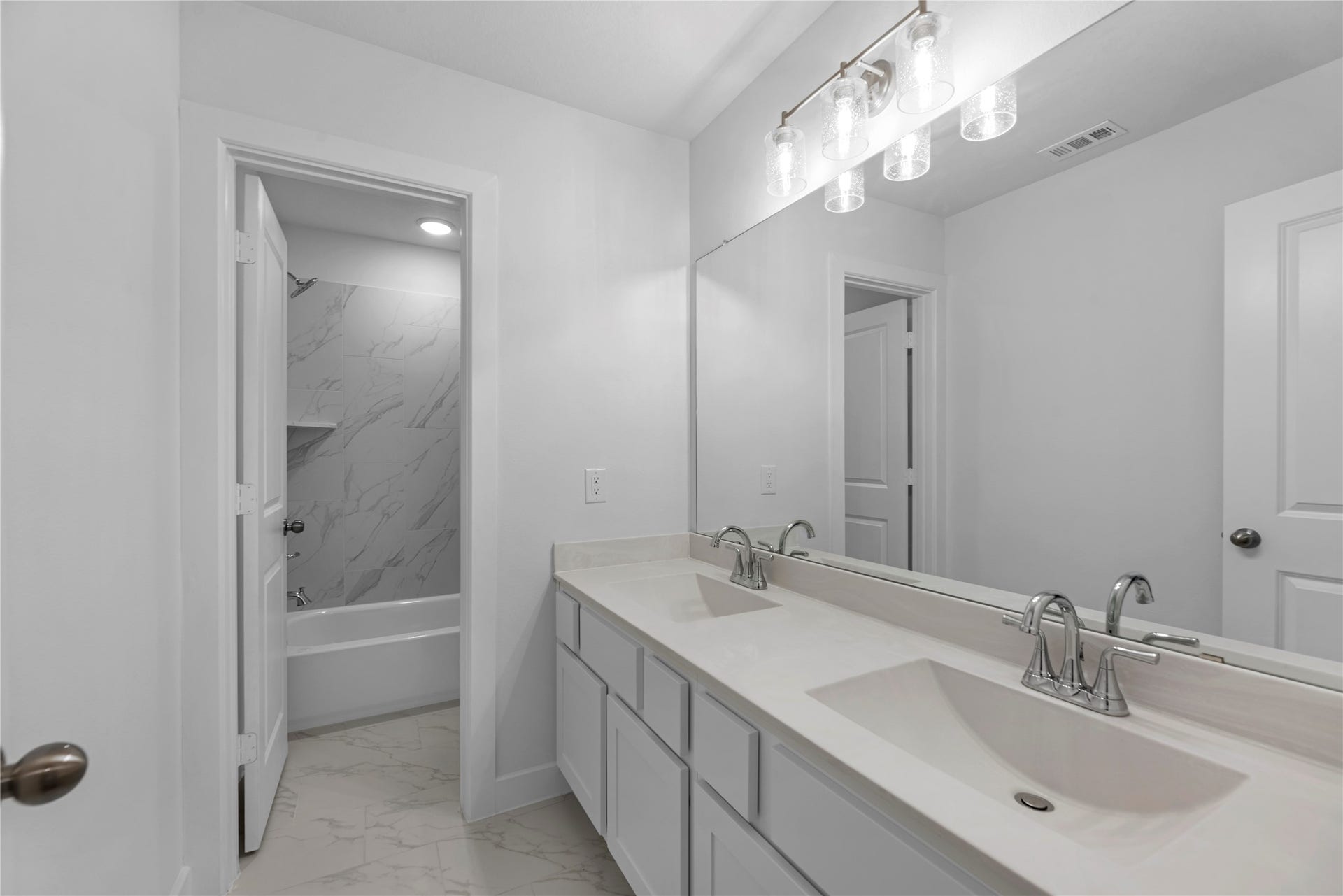 26719 Concord Dawn Drive, Richmond, TX 77406 Representative image; features, selections and colors may vary.