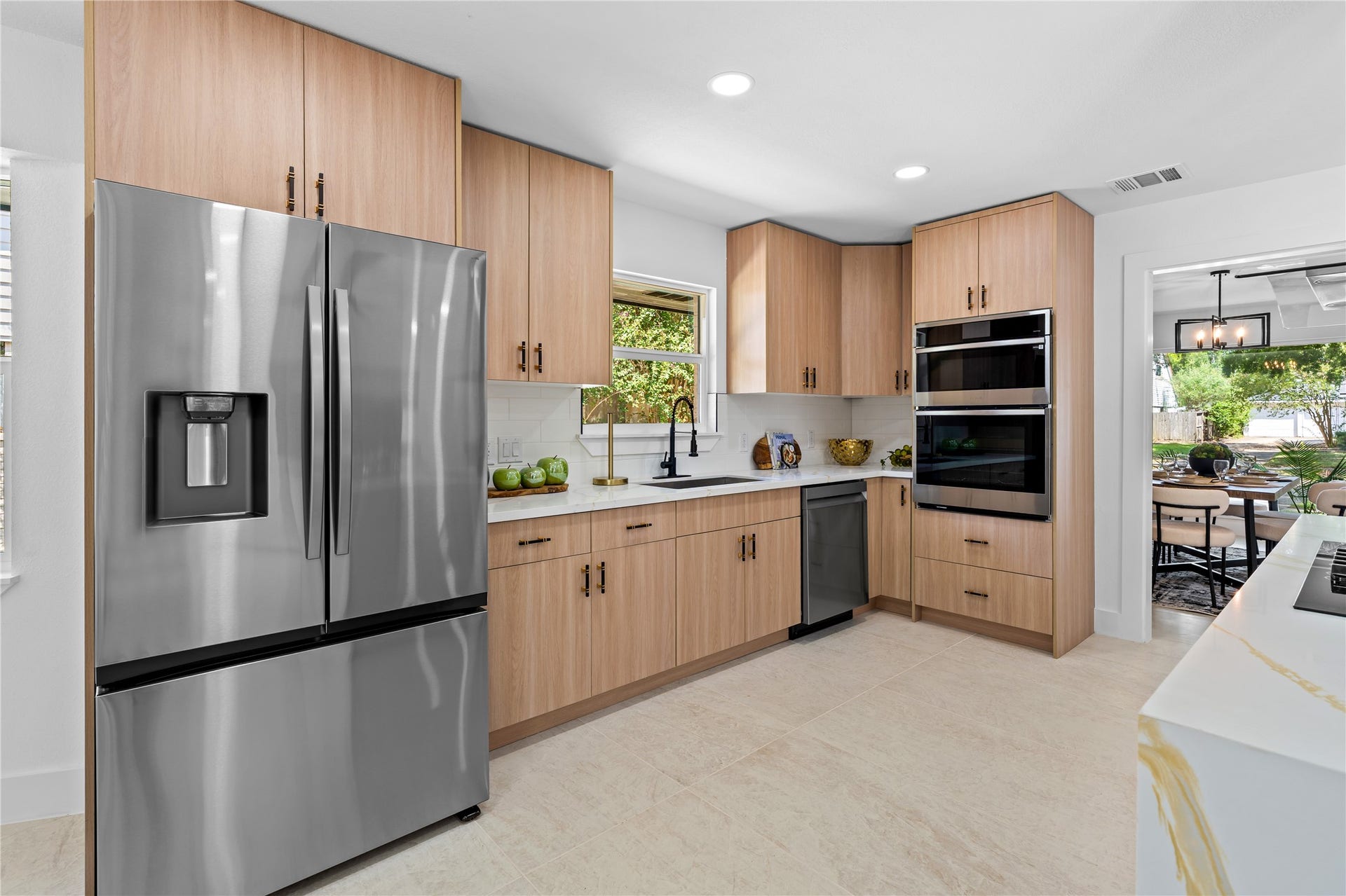 5751 Jason Street, Houston, TX 77096 5751 Jason Street, Houston, TX 77096