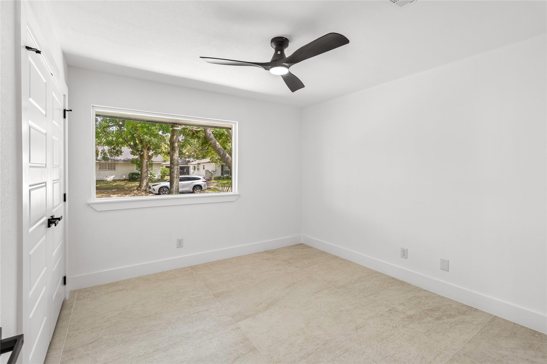 5751 Jason Street, Houston, TX 77096 5751 Jason Street, Houston, TX 77096