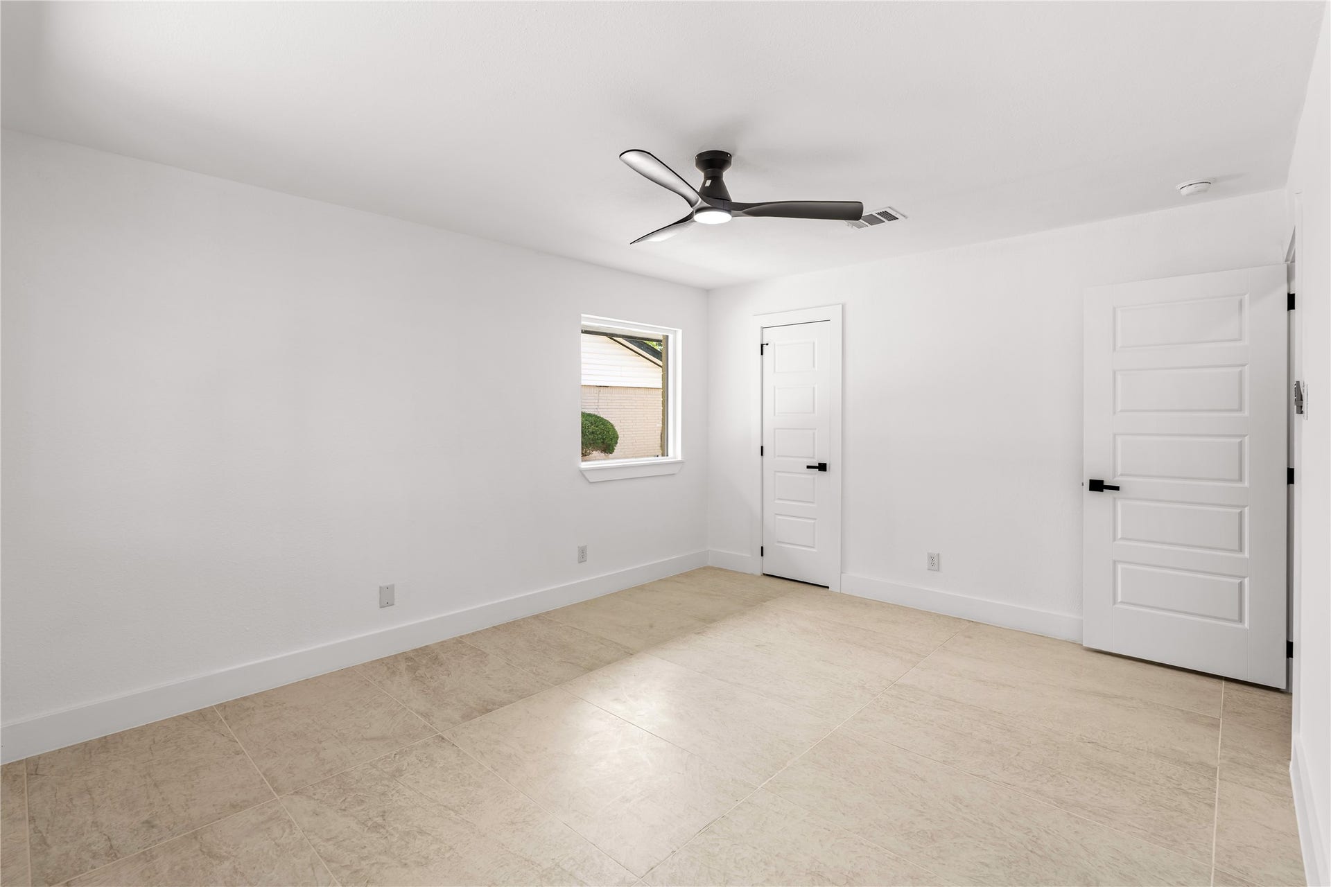 5751 Jason Street, Houston, TX 77096 5751 Jason Street, Houston, TX 77096