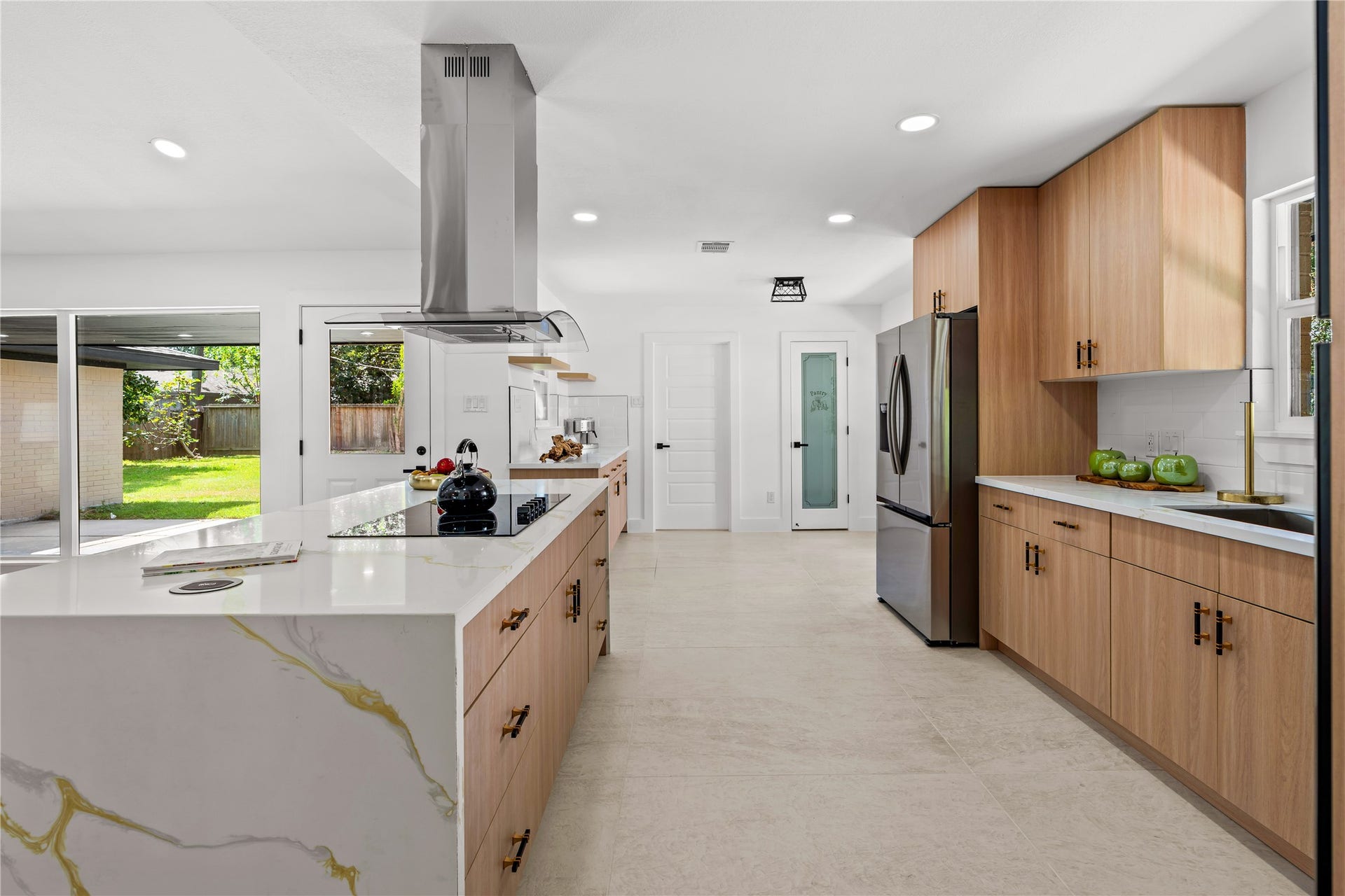 5751 Jason Street, Houston, TX 77096 5751 Jason Street, Houston, TX 77096
