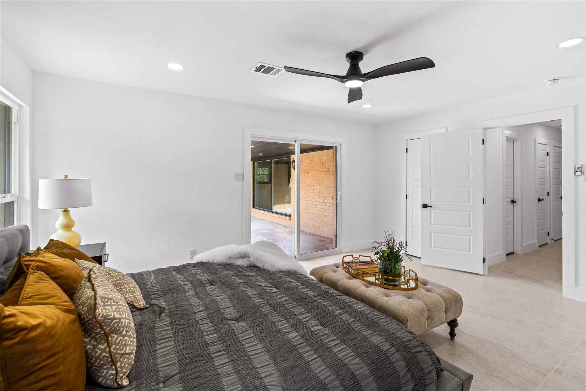 5751 Jason Street, Houston, TX 77096 5751 Jason Street, Houston, TX 77096