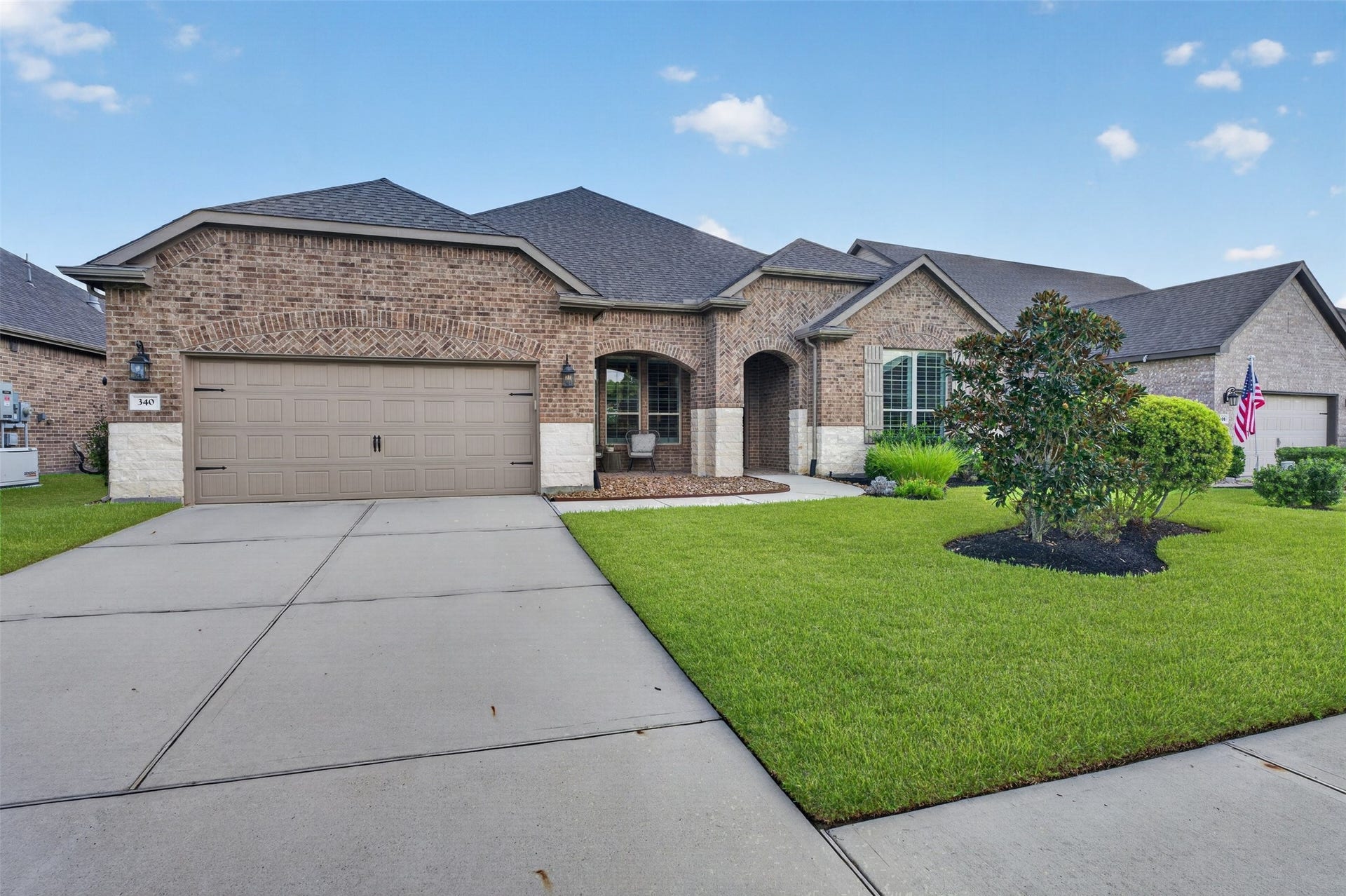 340 Belgian Court, The Woodlands, TX 77382 340 Belgian Court, The Woodlands, TX 77382