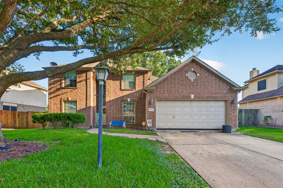 Property photo for 2123 Long Rock Drive, Missouri City, TX