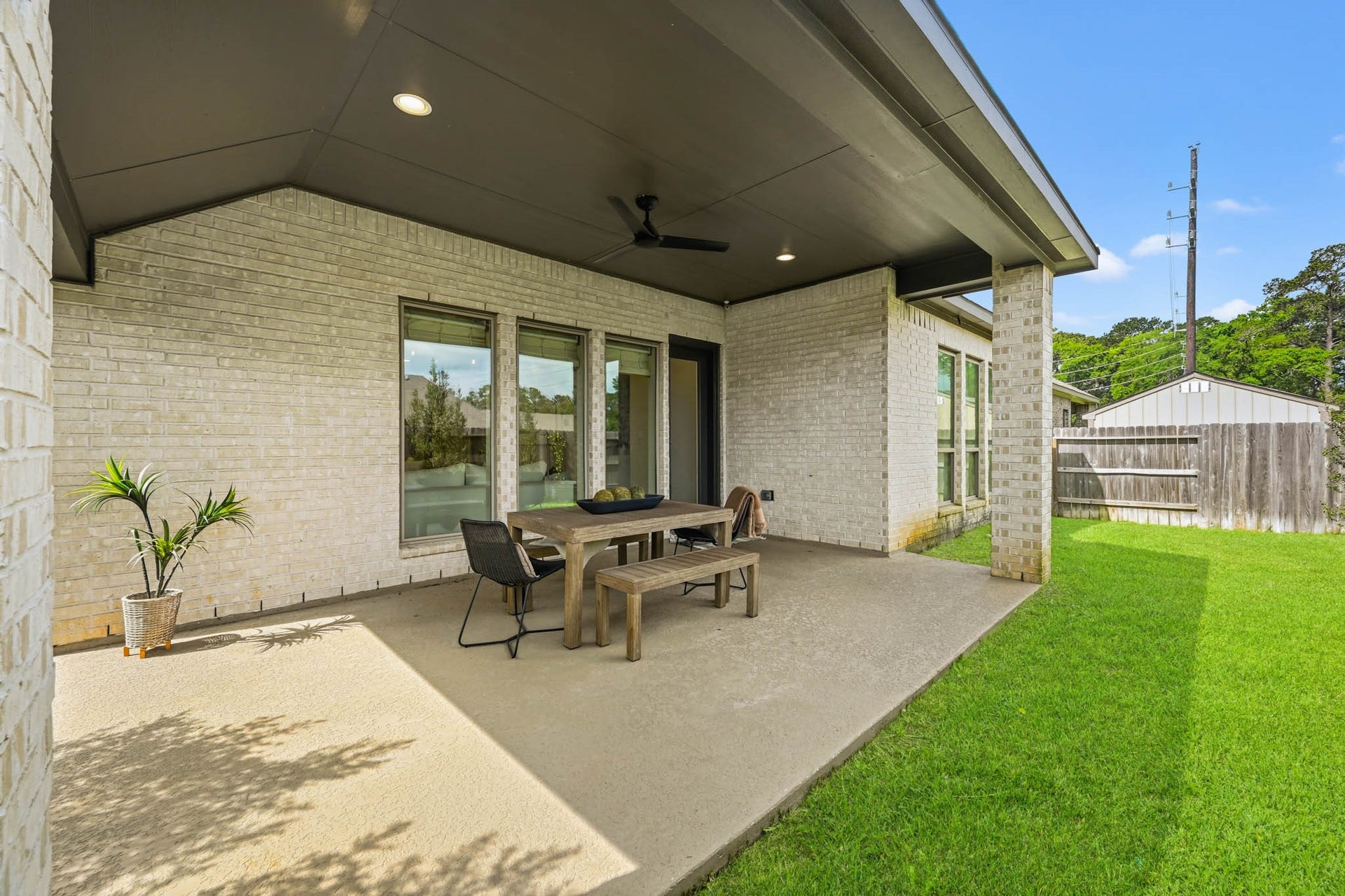 42056 Mystical Bend Road, Magnolia, TX 77354