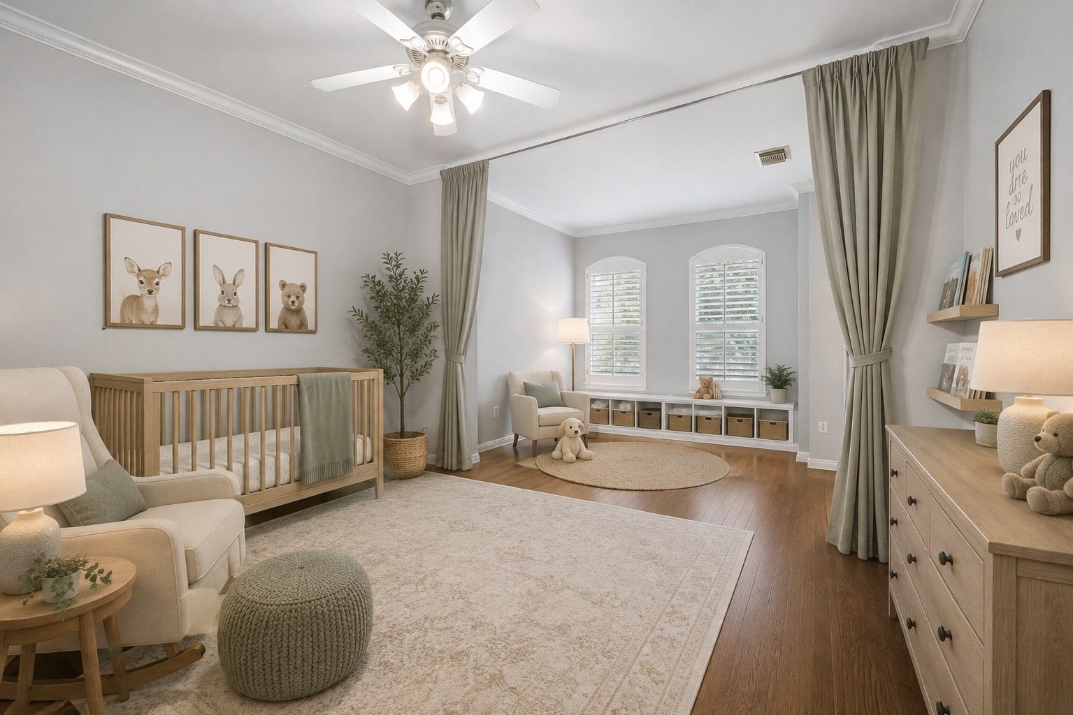811 W Heights Hollow Lane, Houston, TX 77007 Virtually staged and updated flooring.