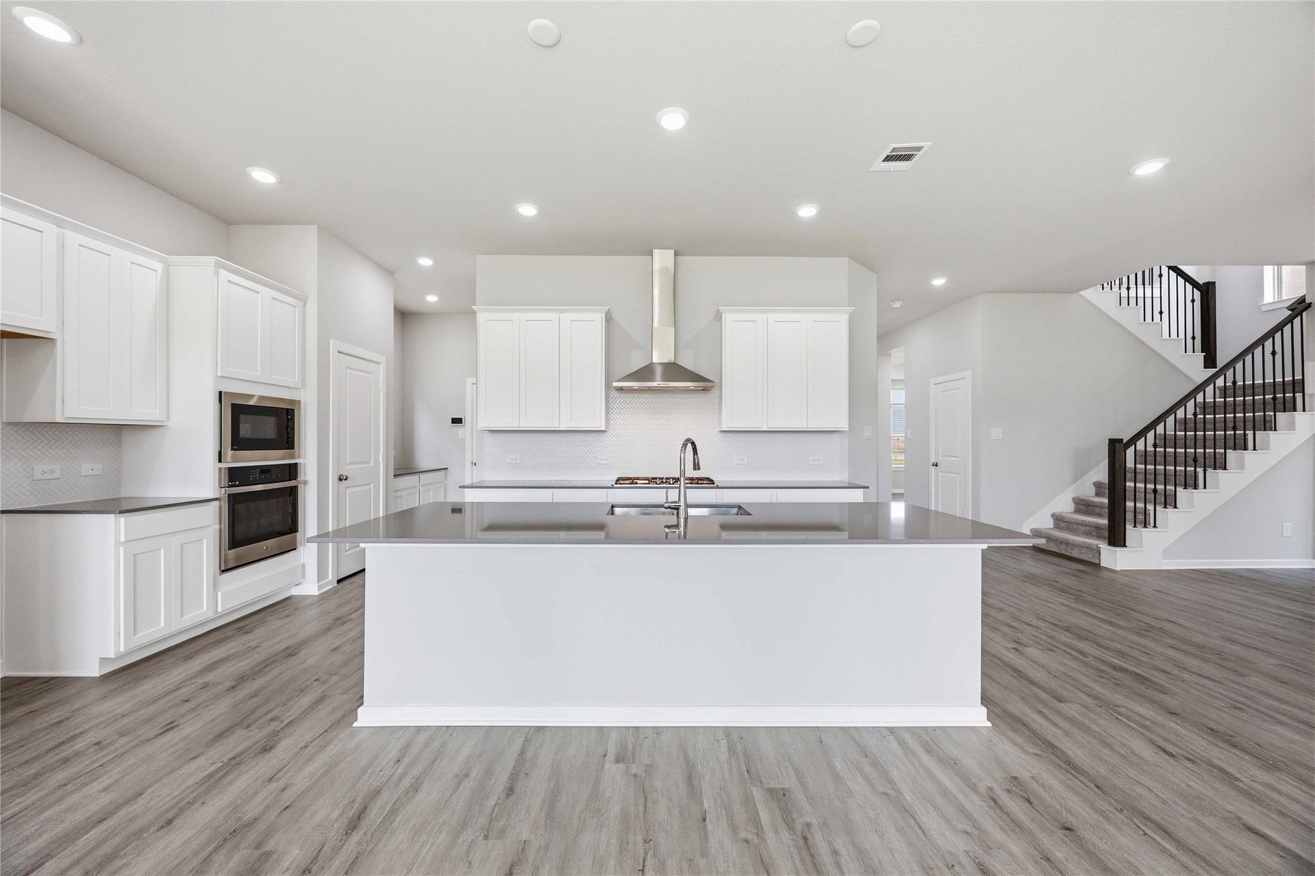 2916 Apple Rose Lane, Katy, TX 77493 2916 Apple Rose Lane, Katy, TX 77493