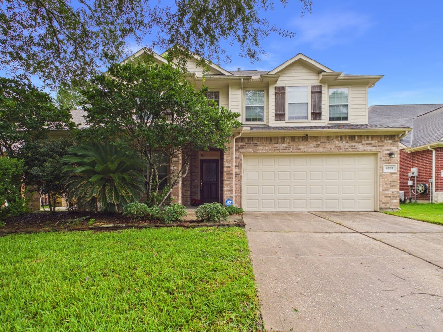Property photo for 4702 Rolling View Court, Houston, TX