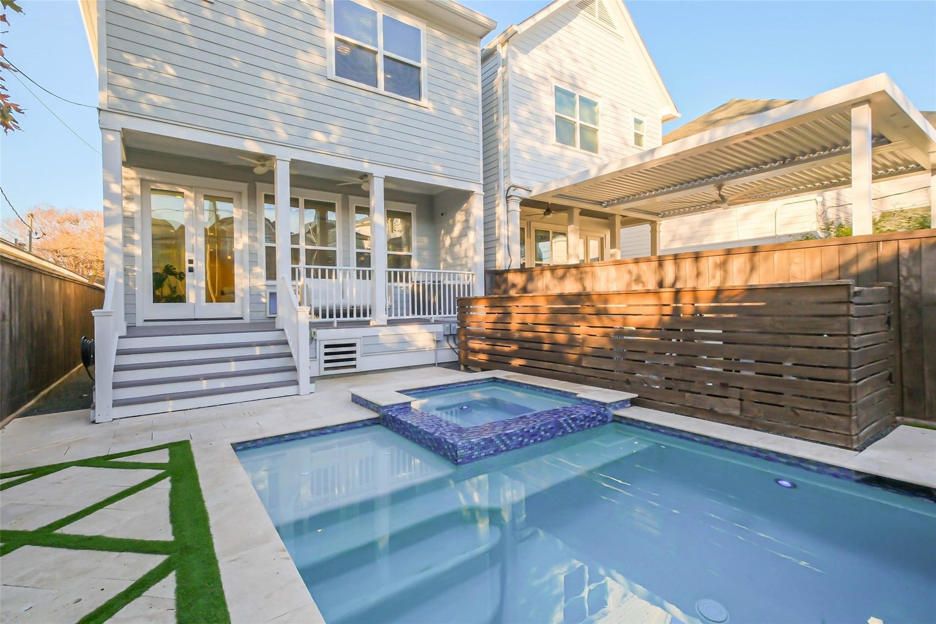 508 W 26th Street, Houston, TX 77008