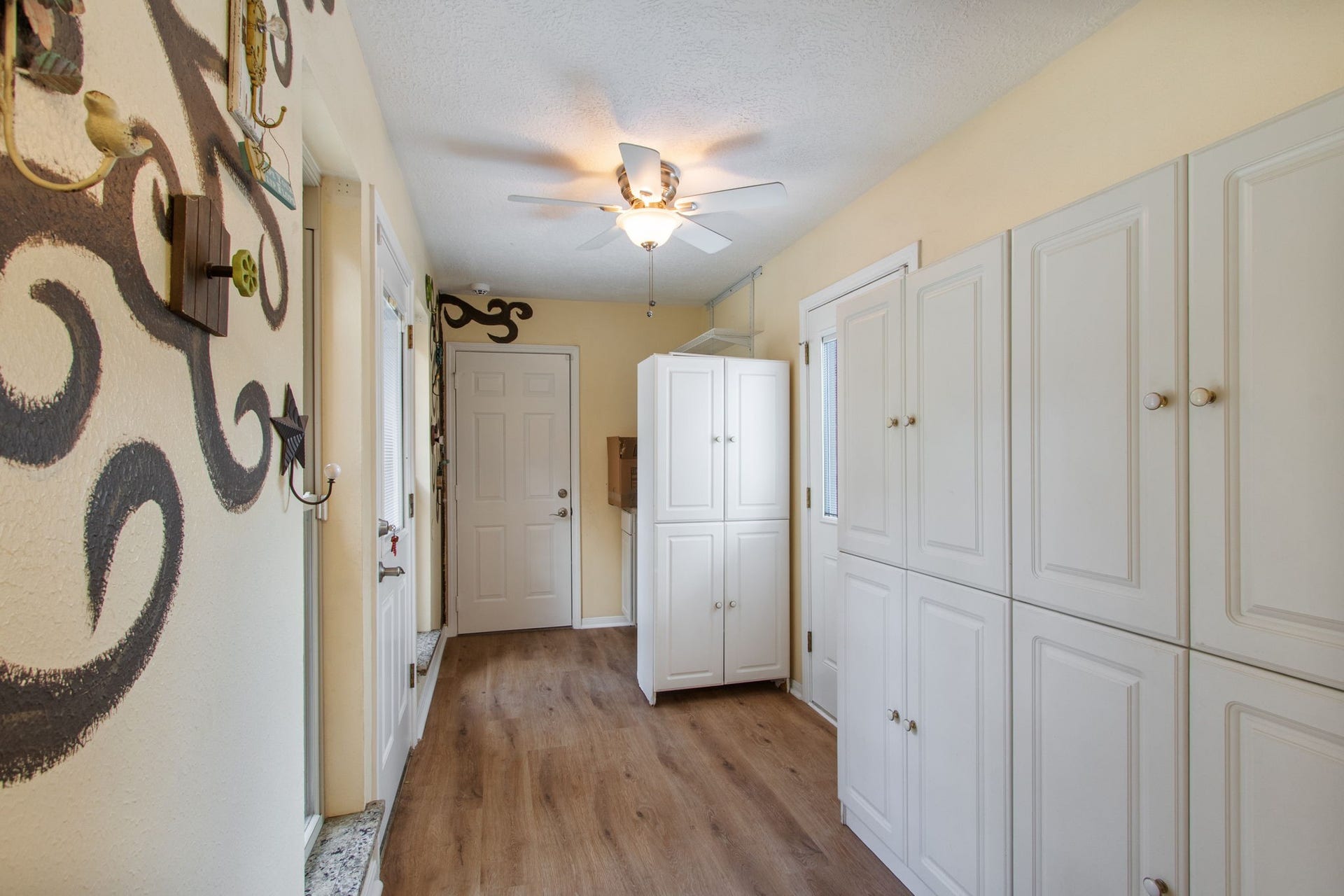 5711 Nodaway Lane, Spring, TX 77379 5711 Nodaway Lane, Spring, TX 77379