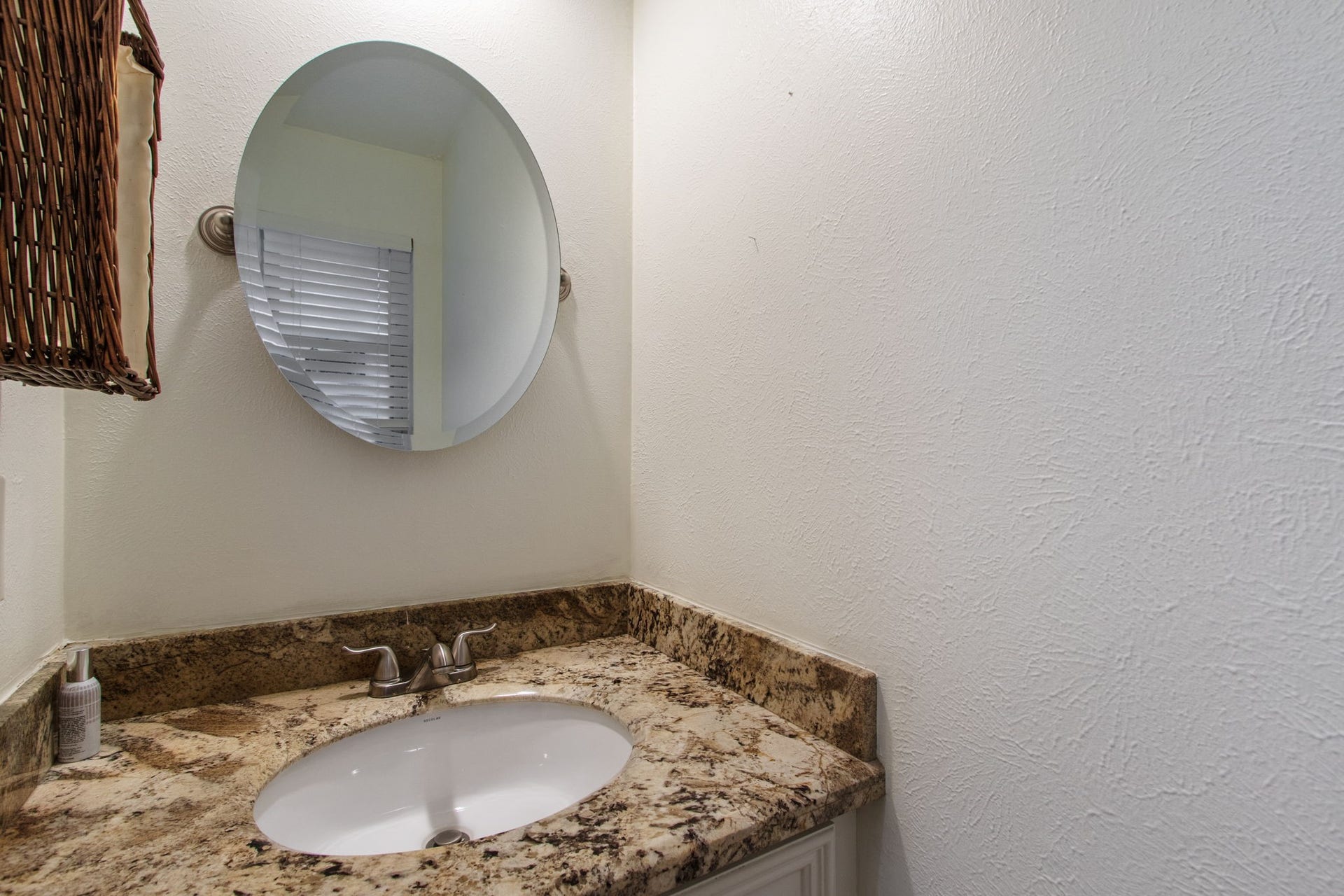 5711 Nodaway Lane, Spring, TX 77379 5711 Nodaway Lane, Spring, TX 77379