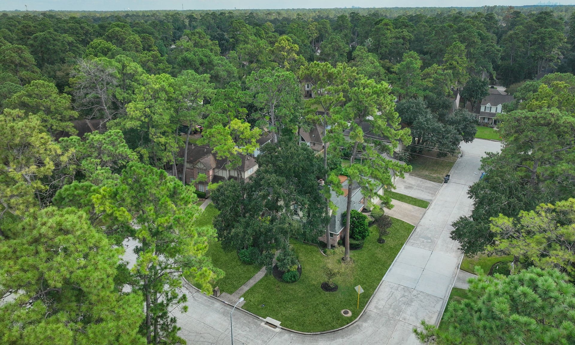 5711 Nodaway Lane, Spring, TX 77379 5711 Nodaway Lane, Spring, TX 77379