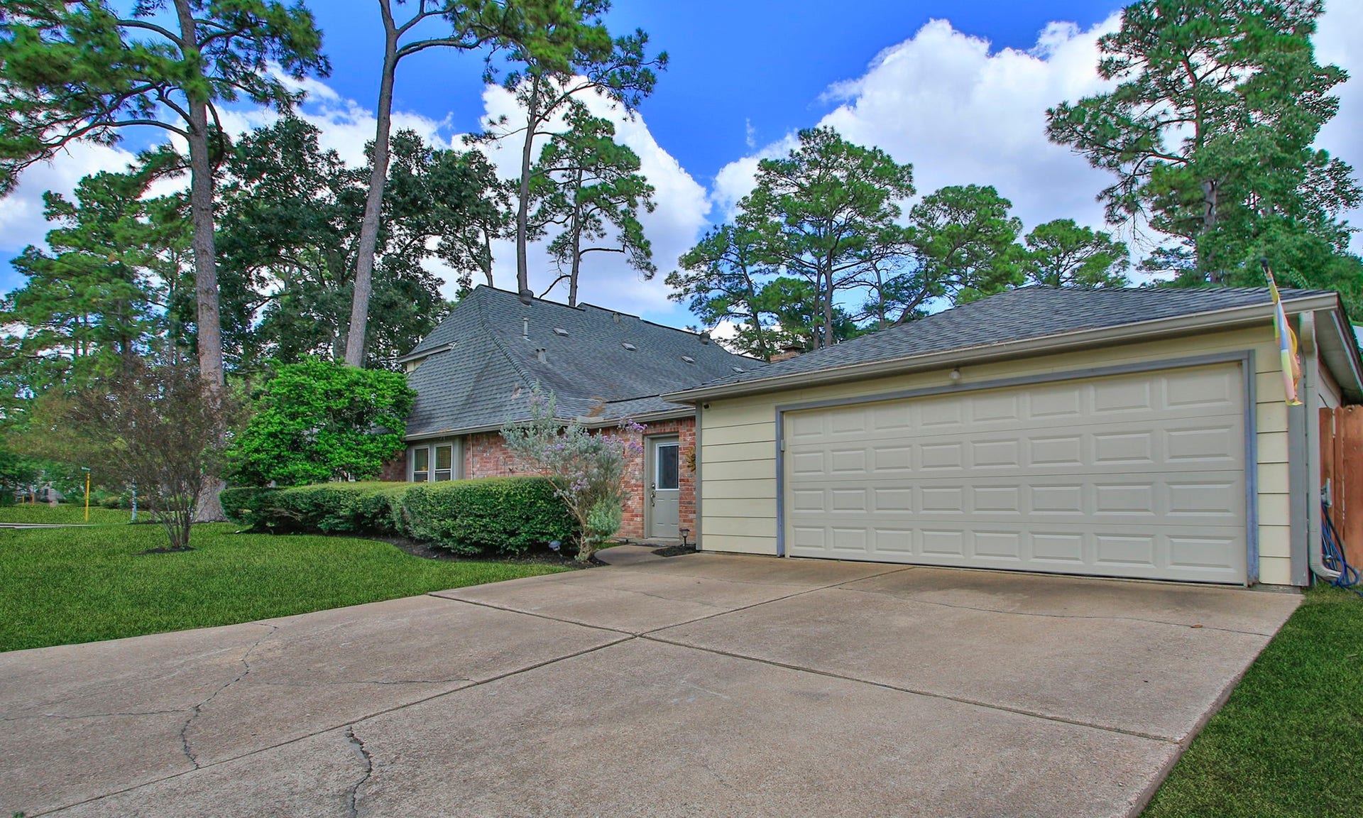 5711 Nodaway Lane, Spring, TX 77379 5711 Nodaway Lane, Spring, TX 77379